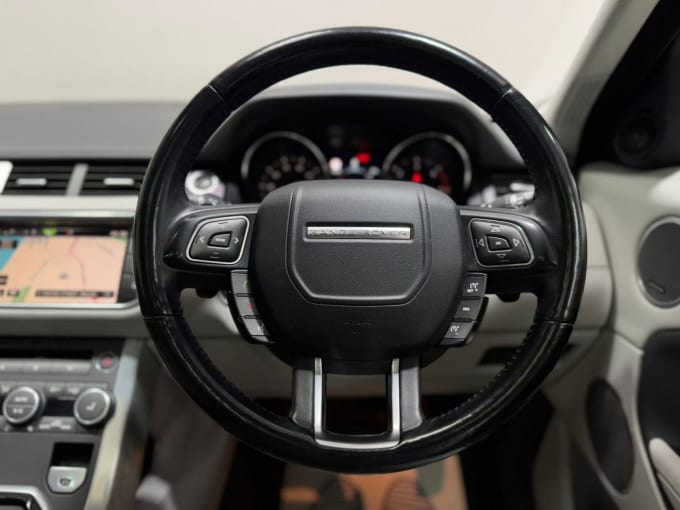 2025 Land Rover Range Rover Evoque