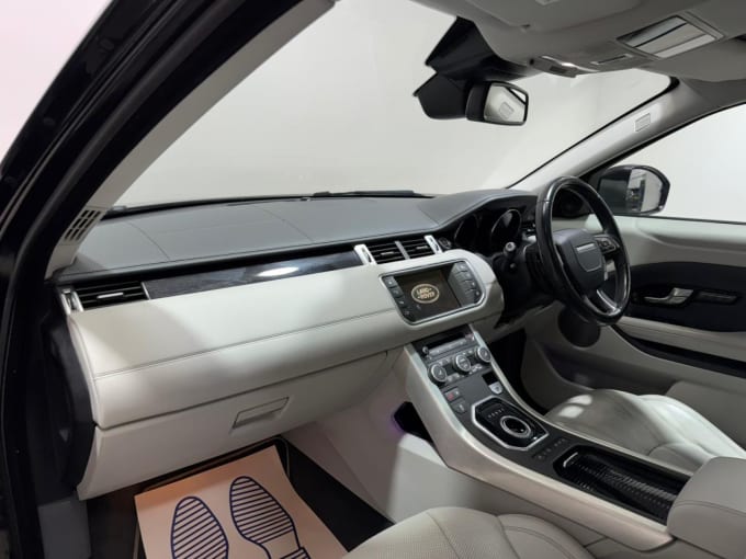 2025 Land Rover Range Rover Evoque