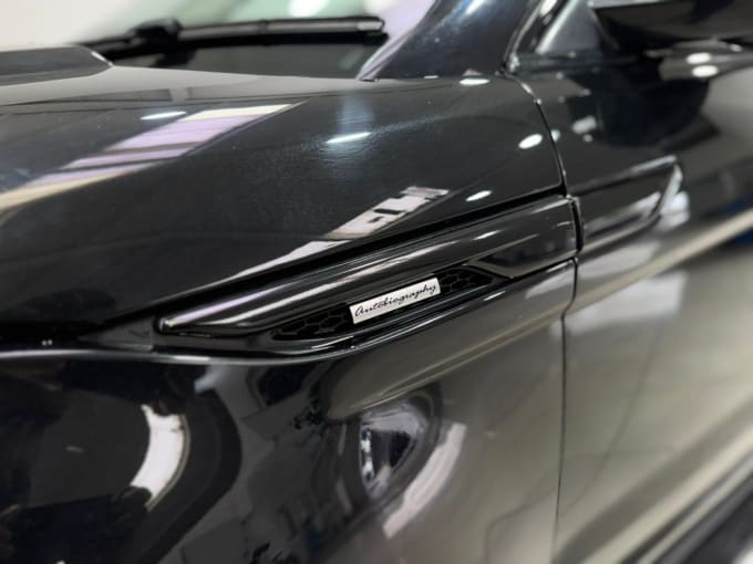 2025 Land Rover Range Rover Evoque