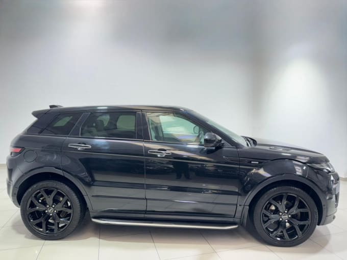 2025 Land Rover Range Rover Evoque