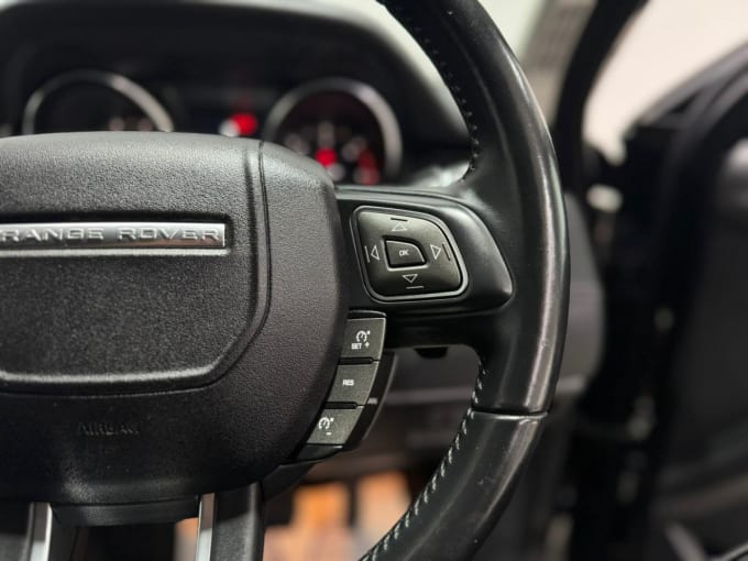 2025 Land Rover Range Rover Evoque