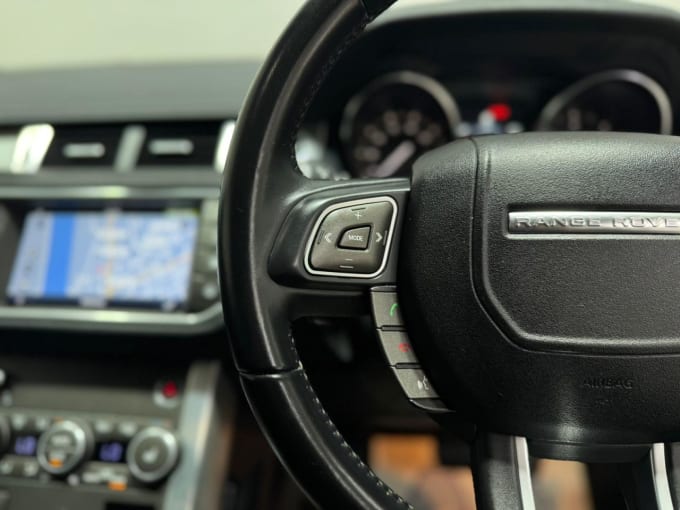 2025 Land Rover Range Rover Evoque