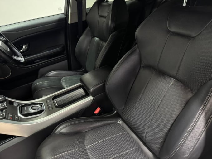 2025 Land Rover Range Rover Evoque