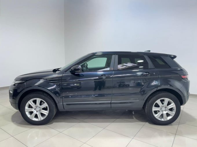 2025 Land Rover Range Rover Evoque