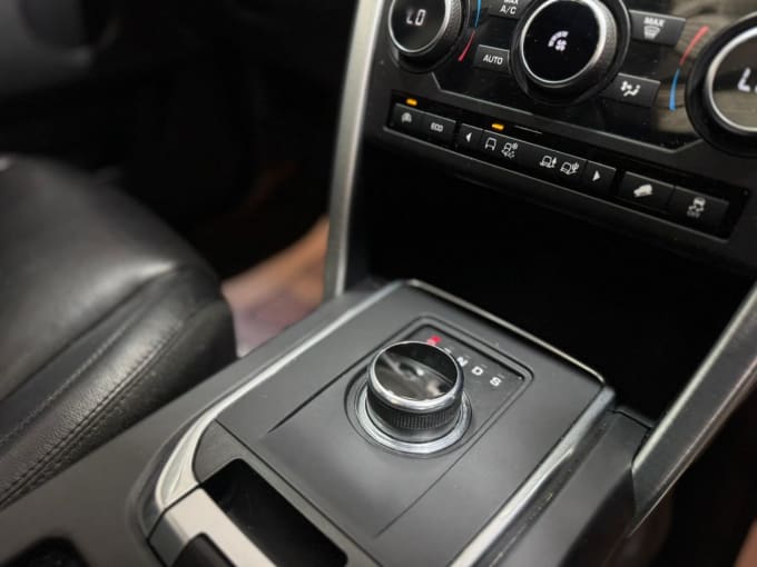 2025 Land Rover Discovery Sport