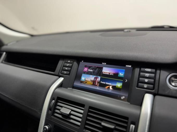 2025 Land Rover Discovery Sport
