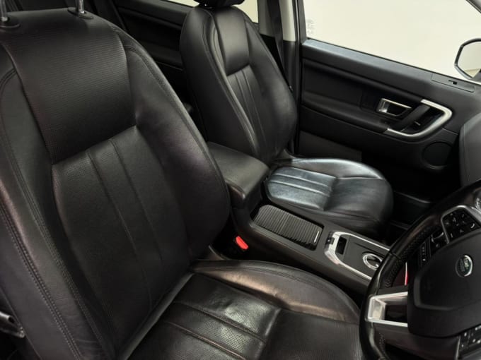 2025 Land Rover Discovery Sport