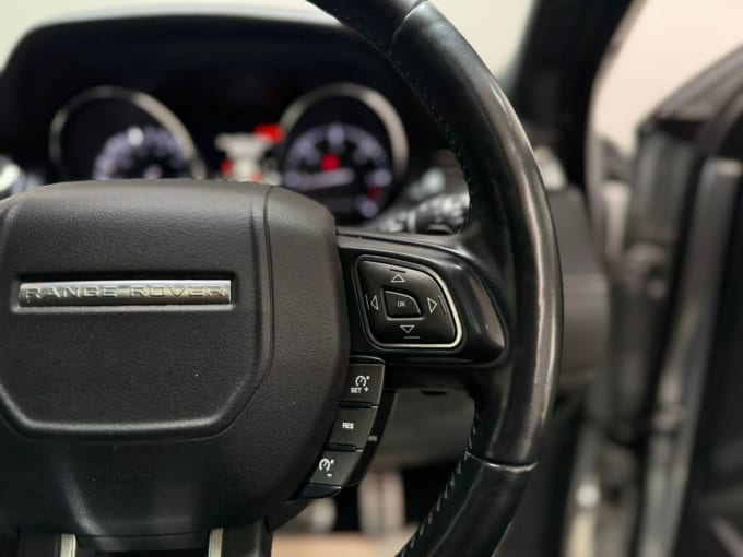 2025 Land Rover Range Rover Evoque