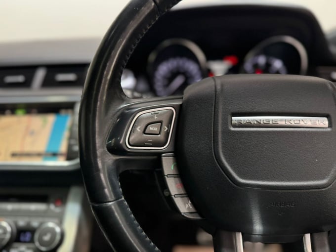 2025 Land Rover Range Rover Evoque