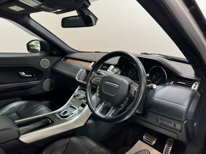 2025 Land Rover Range Rover Evoque