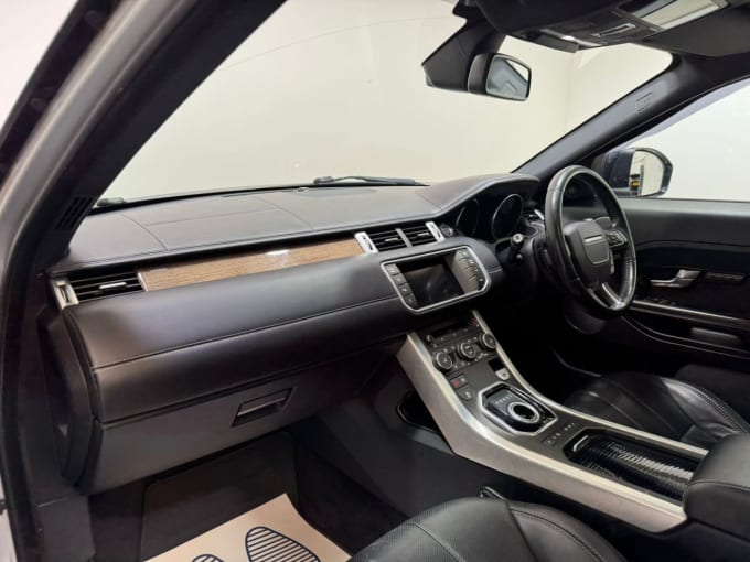 2025 Land Rover Range Rover Evoque
