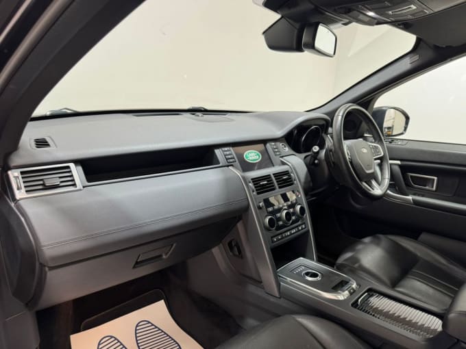 2025 Land Rover Discovery Sport