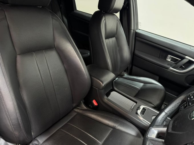 2025 Land Rover Discovery Sport