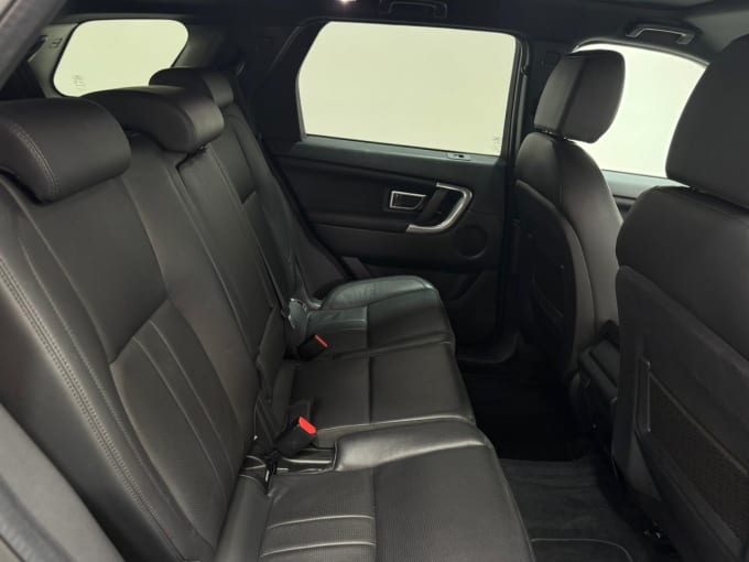 2025 Land Rover Discovery Sport