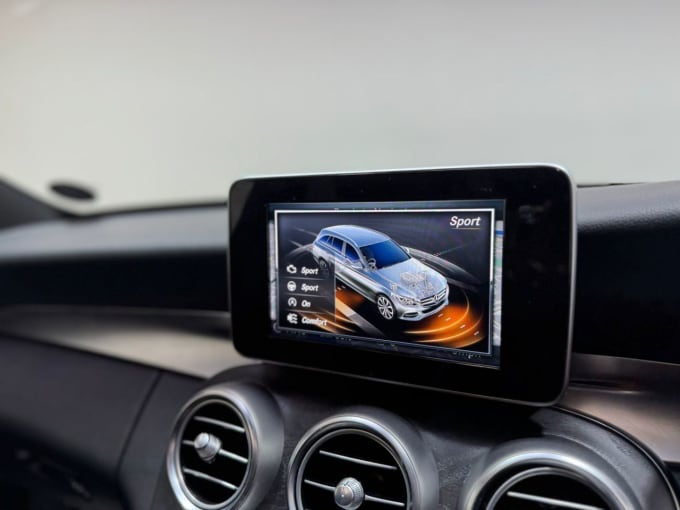 2025 Mercedes-benz C-class