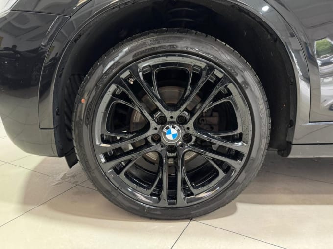 2025 BMW X4