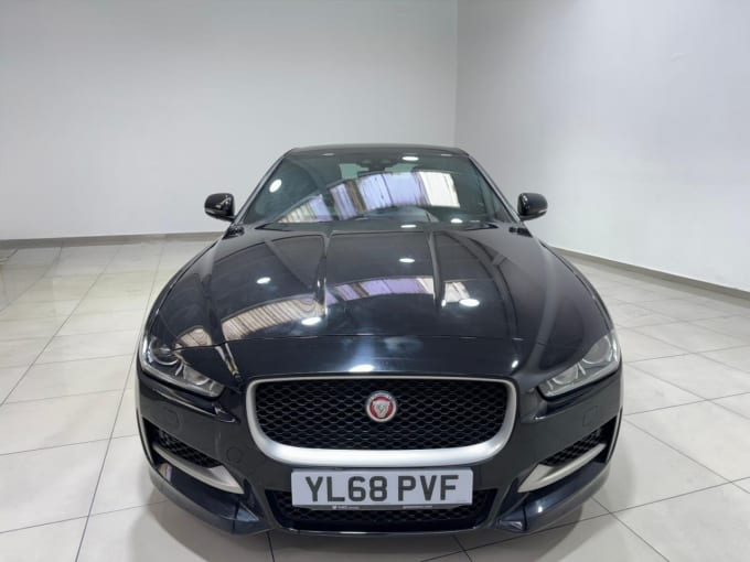 2025 Jaguar Xe