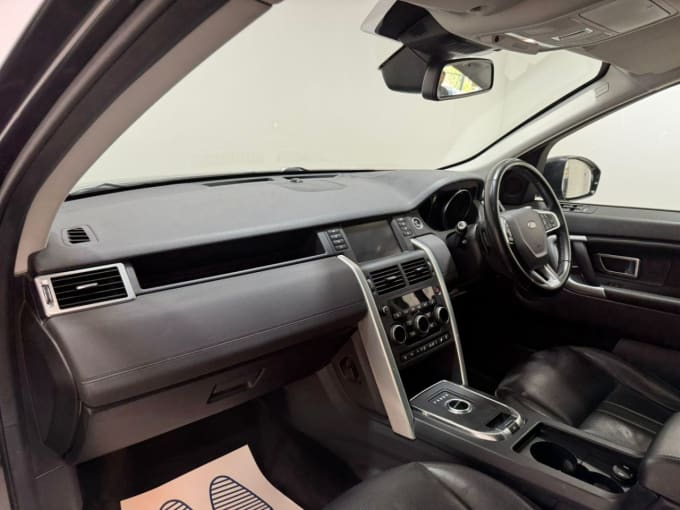 2025 Land Rover Discovery Sport