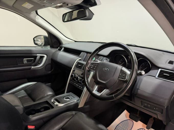 2025 Land Rover Discovery Sport