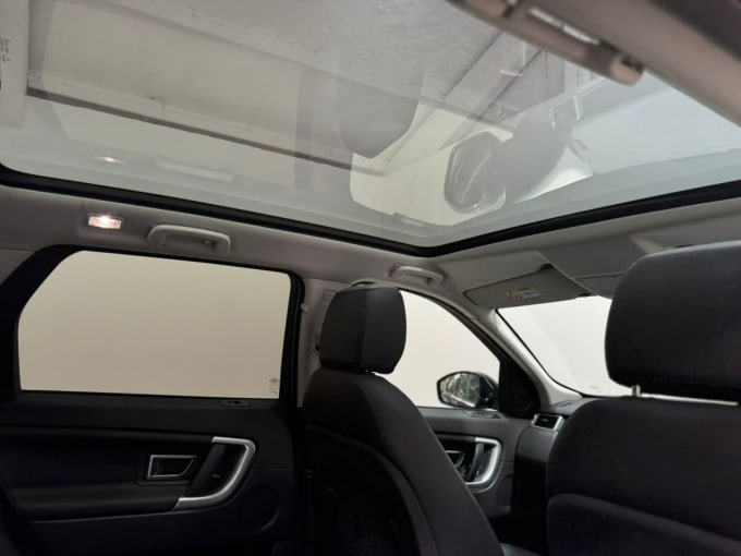 2025 Land Rover Discovery Sport