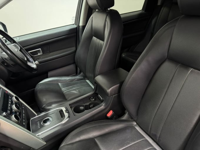 2025 Land Rover Discovery Sport