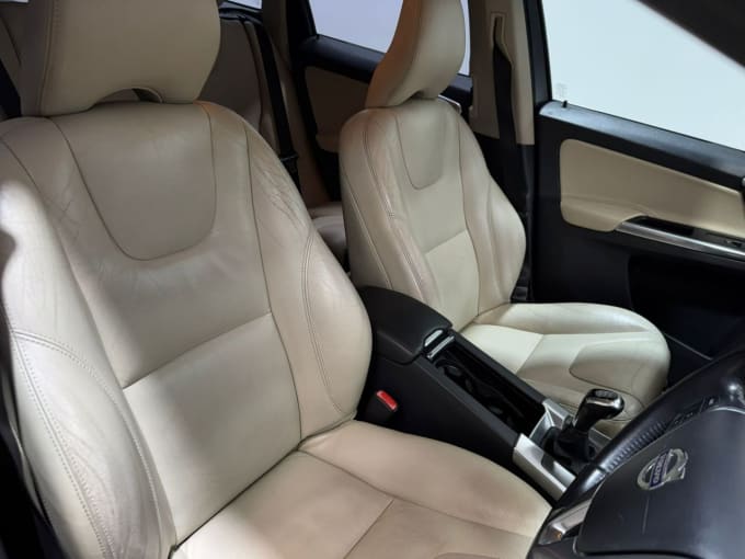 2025 Volvo Xc60