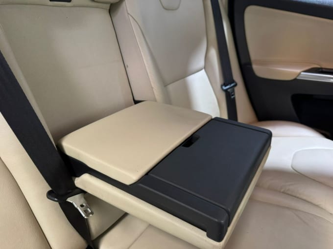 2025 Volvo Xc60