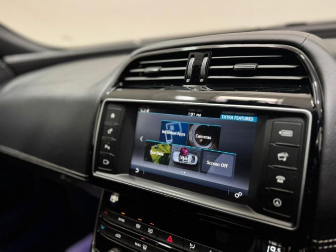 2025 Jaguar Xe