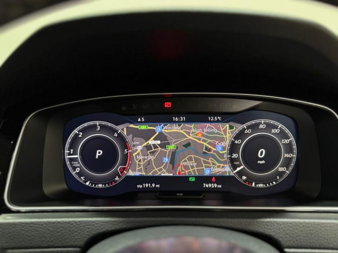 2025 Volkswagen Golf