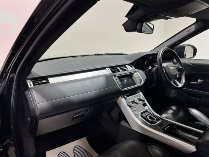 2025 Land Rover Range Rover Evoque