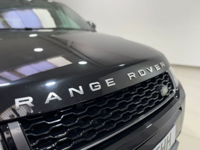 2025 Land Rover Range Rover Evoque