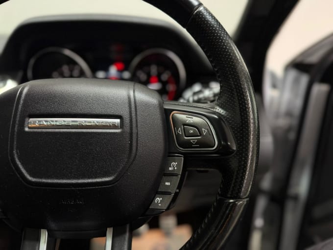 2025 Land Rover Range Rover Evoque
