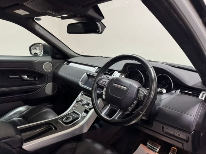 2025 Land Rover Range Rover Evoque
