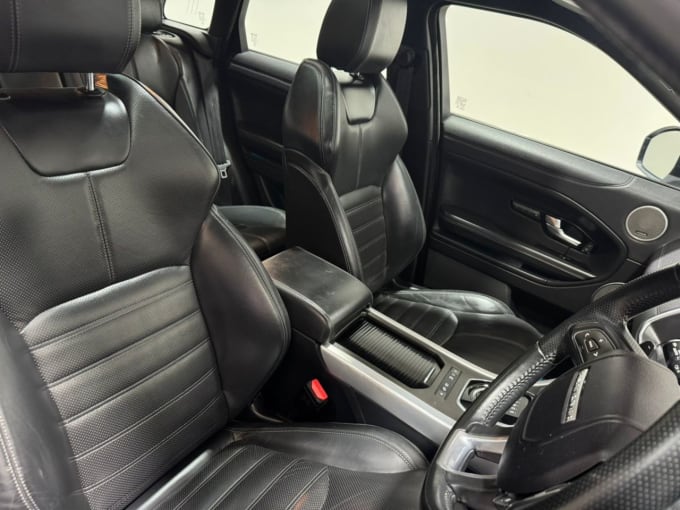 2025 Land Rover Range Rover Evoque
