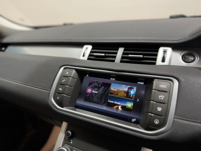 2025 Land Rover Range Rover Evoque