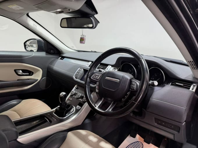 2025 Land Rover Range Rover Evoque