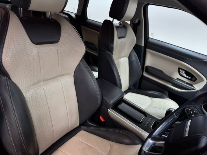 2025 Land Rover Range Rover Evoque
