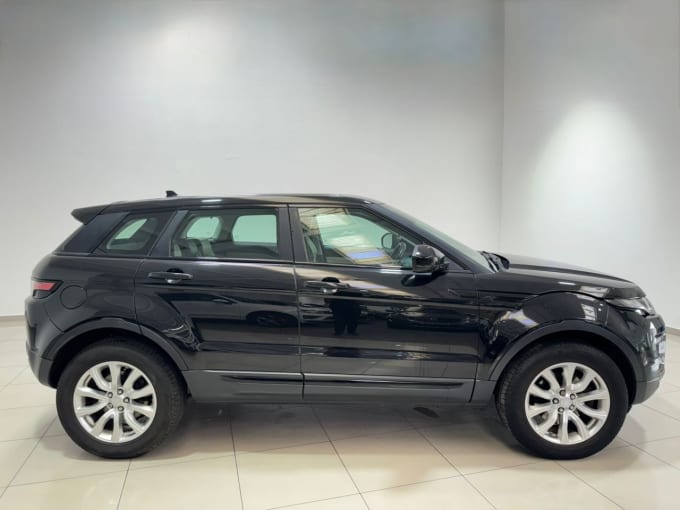 2025 Land Rover Range Rover Evoque