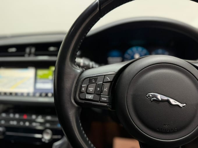 2025 Jaguar Xf