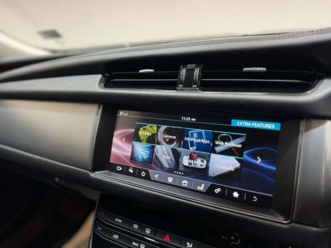 2025 Jaguar Xf