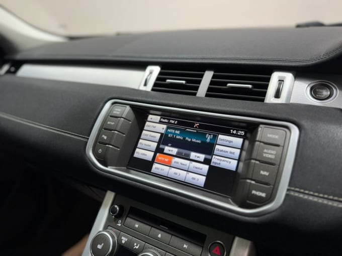 2025 Land Rover Range Rover Evoque