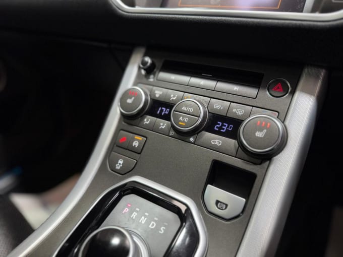 2025 Land Rover Range Rover Evoque