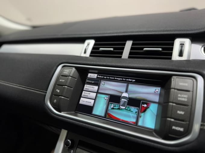 2025 Land Rover Range Rover Evoque