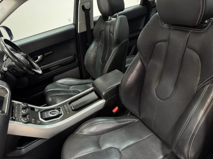 2025 Land Rover Range Rover Evoque