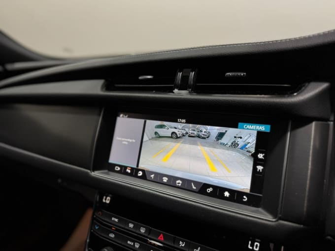 2025 Jaguar Xf
