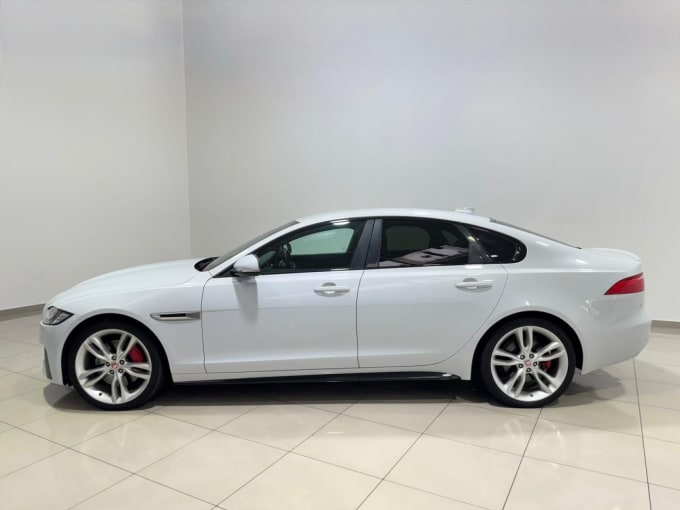 2025 Jaguar Xf