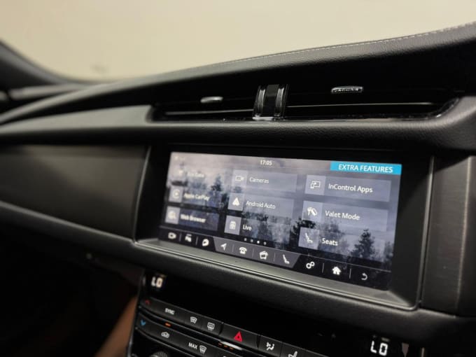 2025 Jaguar Xf