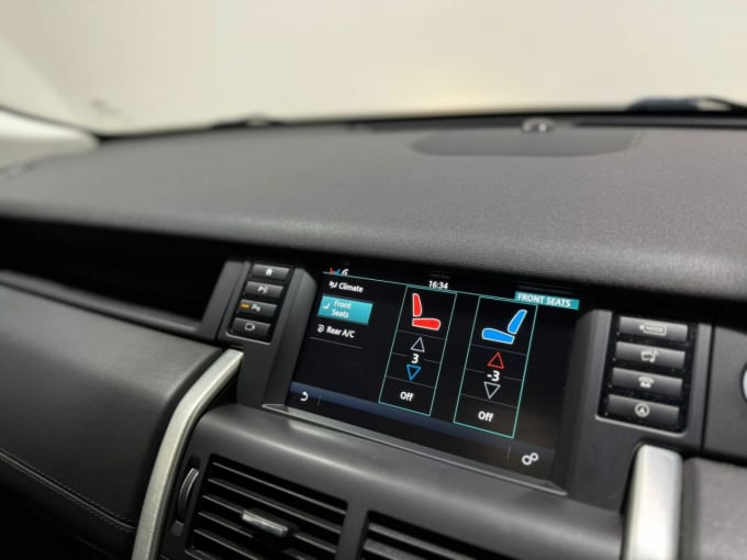 2025 Land Rover Discovery Sport
