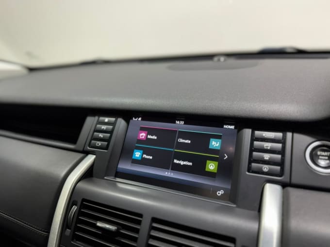 2025 Land Rover Discovery Sport