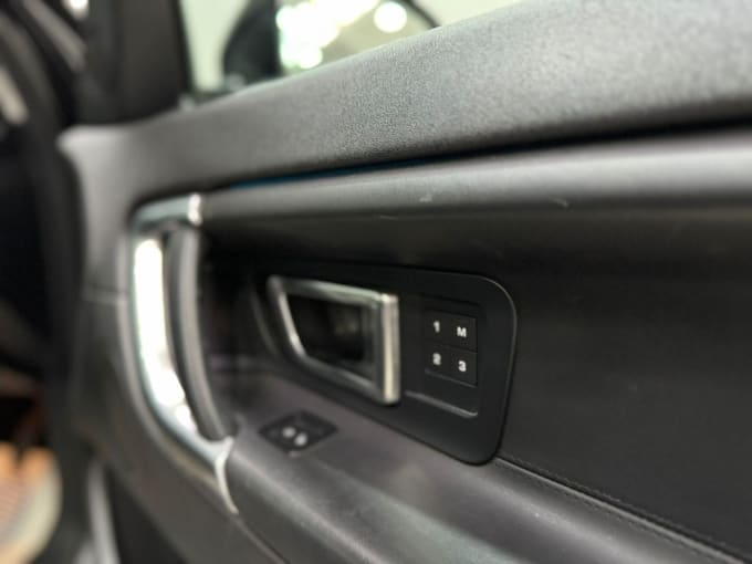 2025 Land Rover Discovery Sport